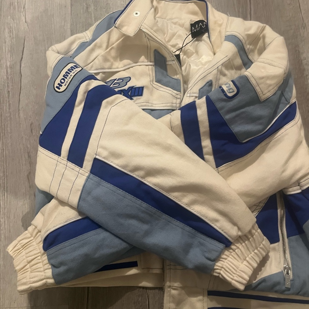 Varsity jacket - Picture 3 of 5